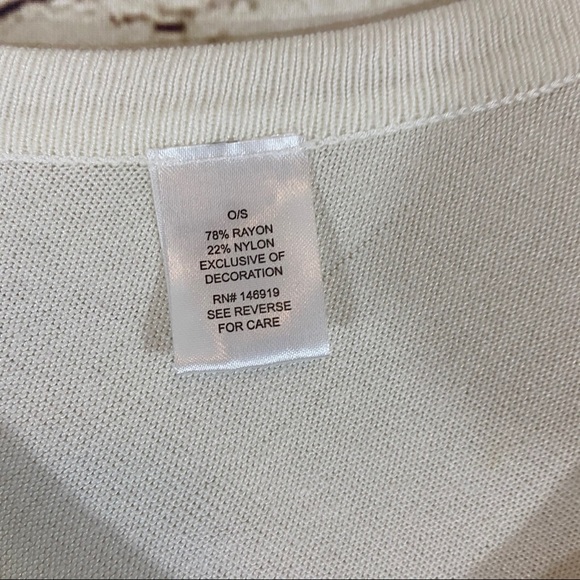 White Rose embroidery shall poncho one size - Picture 3 of 7